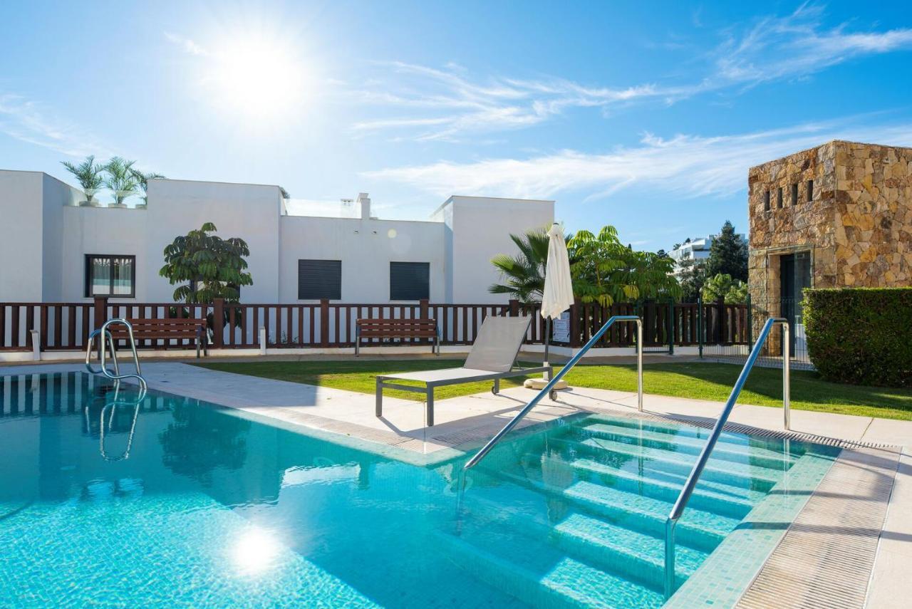 Almodovar Villas - Villa Senses - Luxus Pur In Strandnaehe マルベーリャ エクステリア 写真